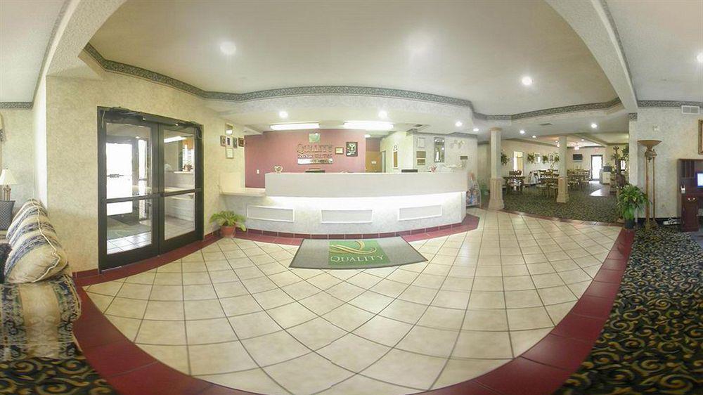 Quality Inn & Suites Grand Prairie Extérieur photo